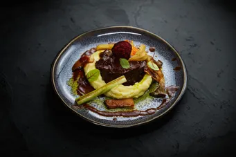 Frisches veganes Gericht