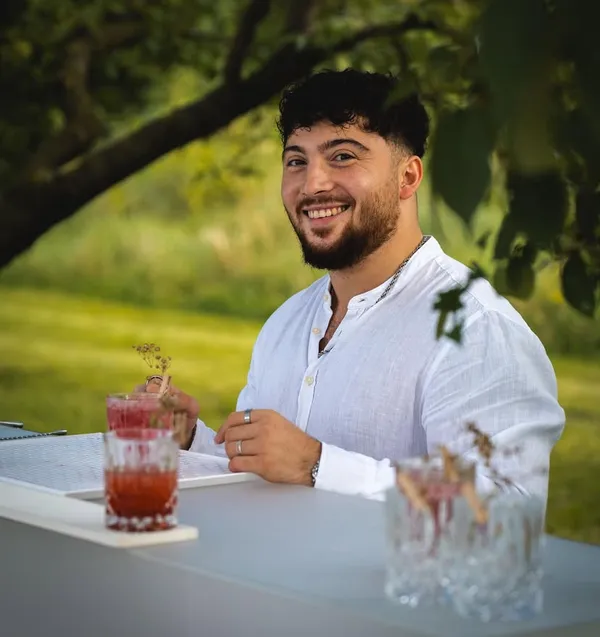 Jobs im Café Goldjunge | Servicekraft, Barista & Küchenhilfe gesucht