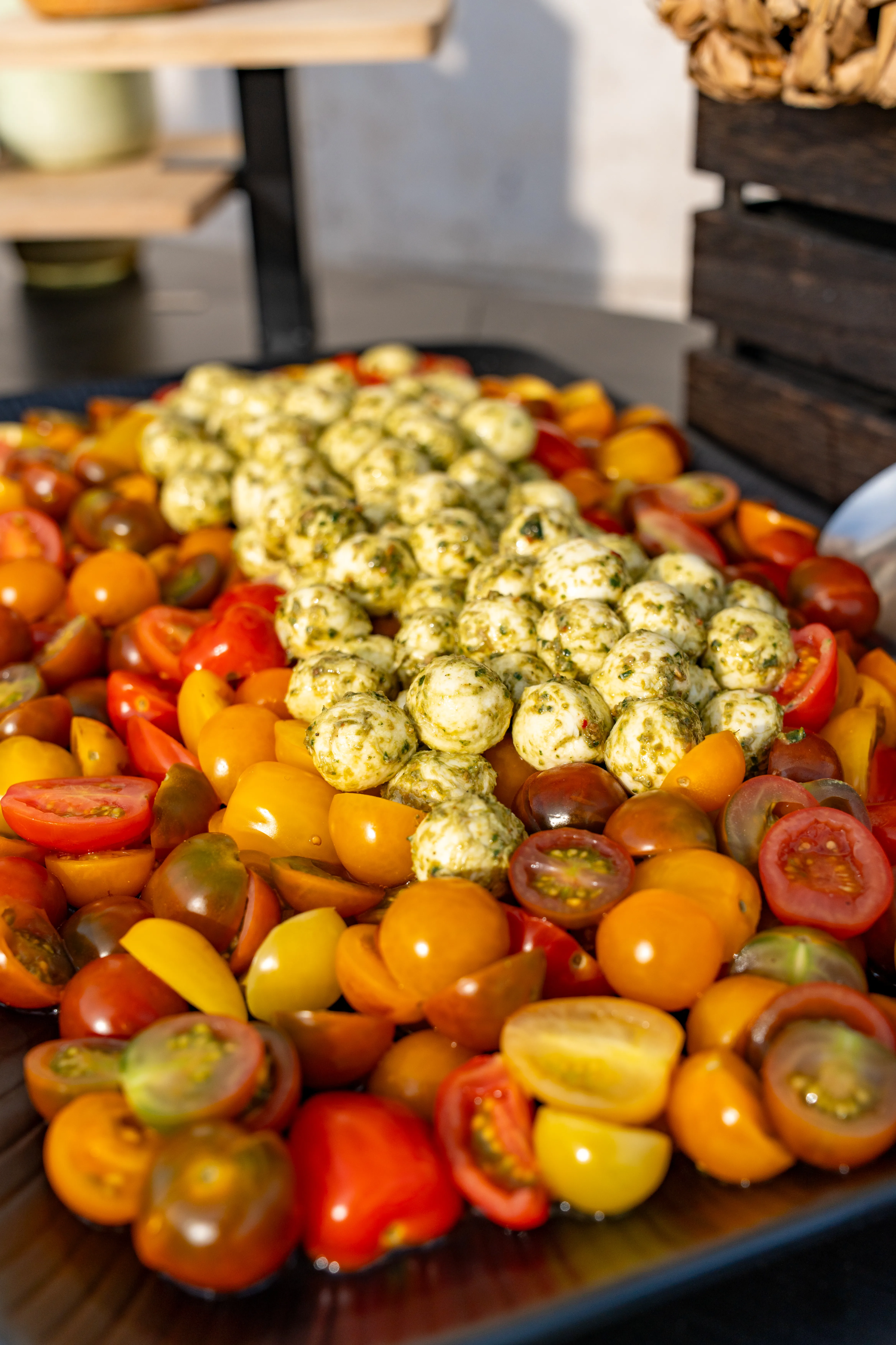 Vegetarische Auswahl mit Tomaten und Mozzarella